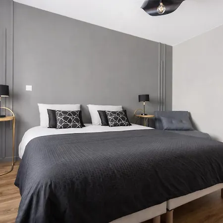 Apartman Nungesser, Gare
