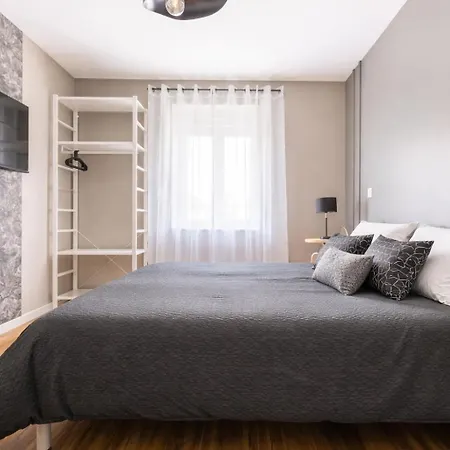 Apartman Nungesser, Gare *