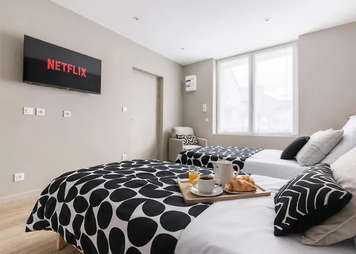Apartman Nungesser, Gare *